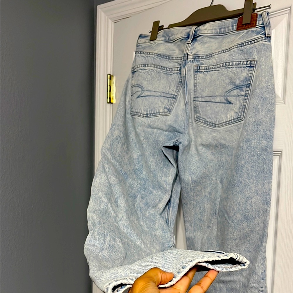 90’s Straight Light Wash Denim Jeans